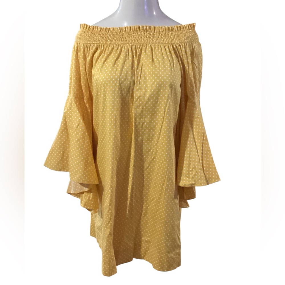 New York & Co. fan sleeve dress. L